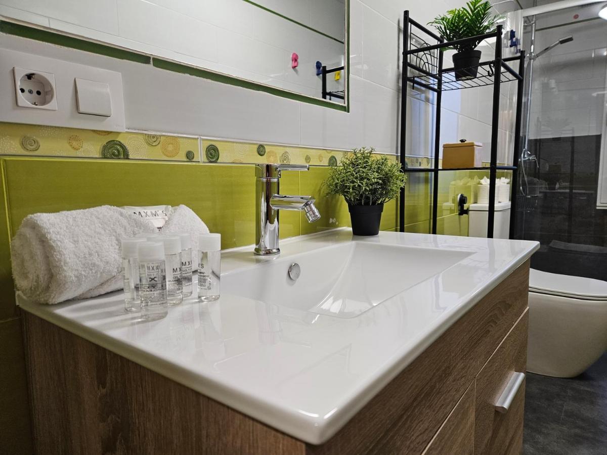 Апартаменты 1A110 Apartamento Moderno Хихон Экстерьер фото